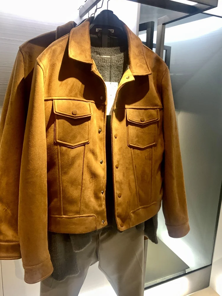 

Новая весенняя мужская куртка из искусственной замши с эффектом бархатной текстуры, свободного кроя, с длинными рукавами, молодежная верхняя одежда, легкий уход, полиэстер