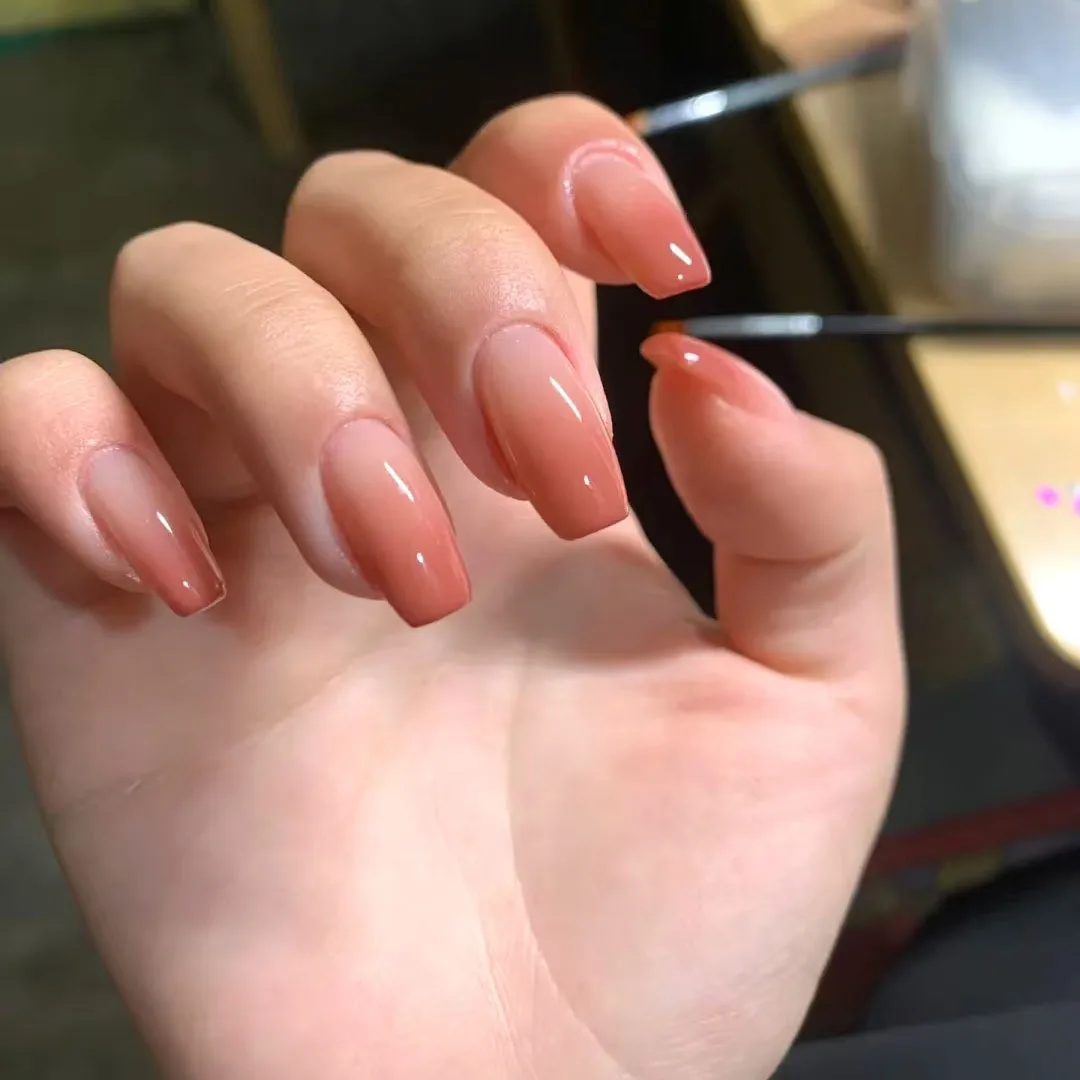 

Пресс для ногтей градиентного цвета, 24 шт., накладные ногти в виде гроба средней длины, балетные телесные цвета, очаровательные маникюрные принадлежности для ногтей