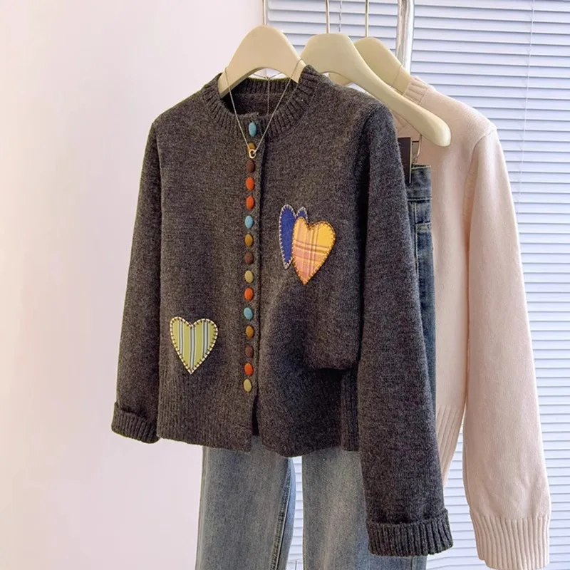 

Vintage Women'S Sweater Embroidery Sweet Heart Appliques Knitted Cardigan Single Breasted Knitwear Basic Female Autumn Winter