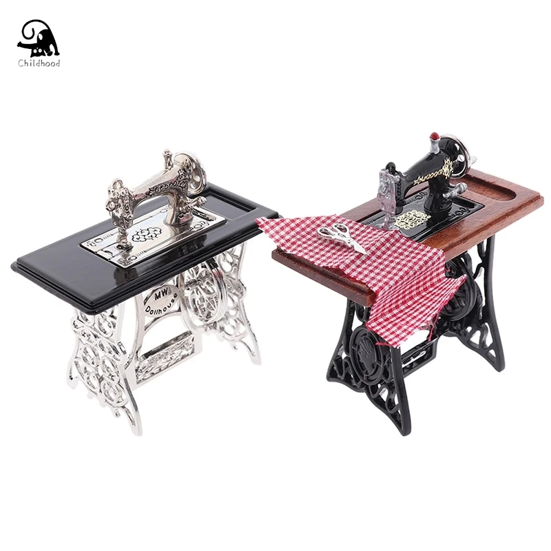 Miniature Furniture Wooden Sewing Machine with Thread Scissors Kids Dollhouse Decor Accessories for Dolls House Toys for Girls