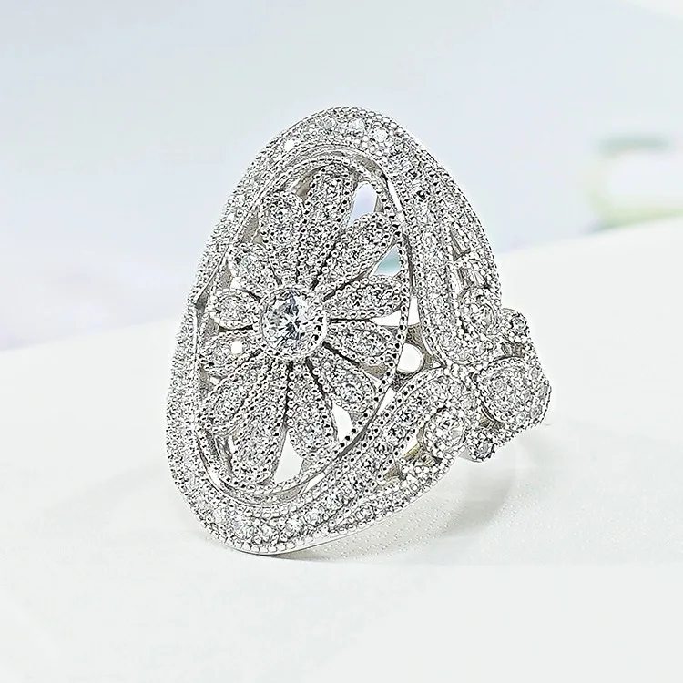 Retro Style Daisy 925 Silver Ring With High-end Lace Design, Imported High Carbon Diamond Hollow Ball Edge Women's Ring