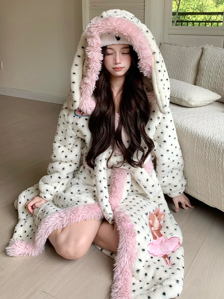 pijama-de-terciopelo-coral-con-puntos-grueso-y-calido-para-mujer-ropa-de-dormir-de-invierno-con-orejas-de-conejo-estilo