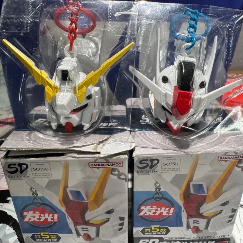 2026 New Genuine Bandai Sd Gundam Head Key Chain Series Trendy