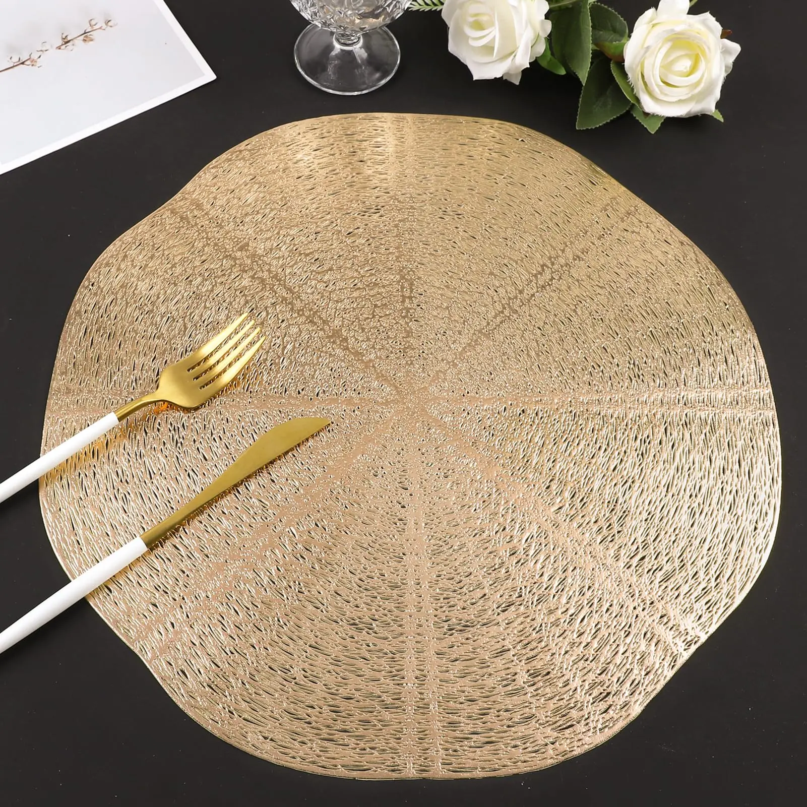 Gold Round Placemats,Round Vinyl Placemats Bulk 15 inch Table Place Mat Non Slip for Indoor Outdoor Holiday Wedding Dinner