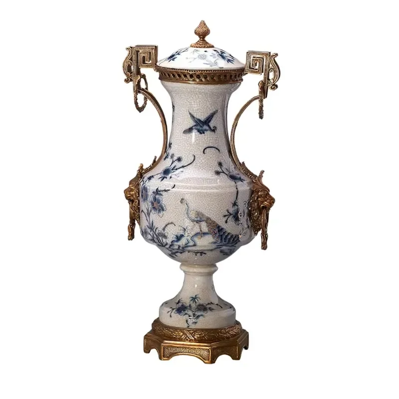 Creative Retro Ceramic Vase with Golden Top Art Deco Design Style Green Storage Jar Lid for Home Decorative Crafts Tabletop