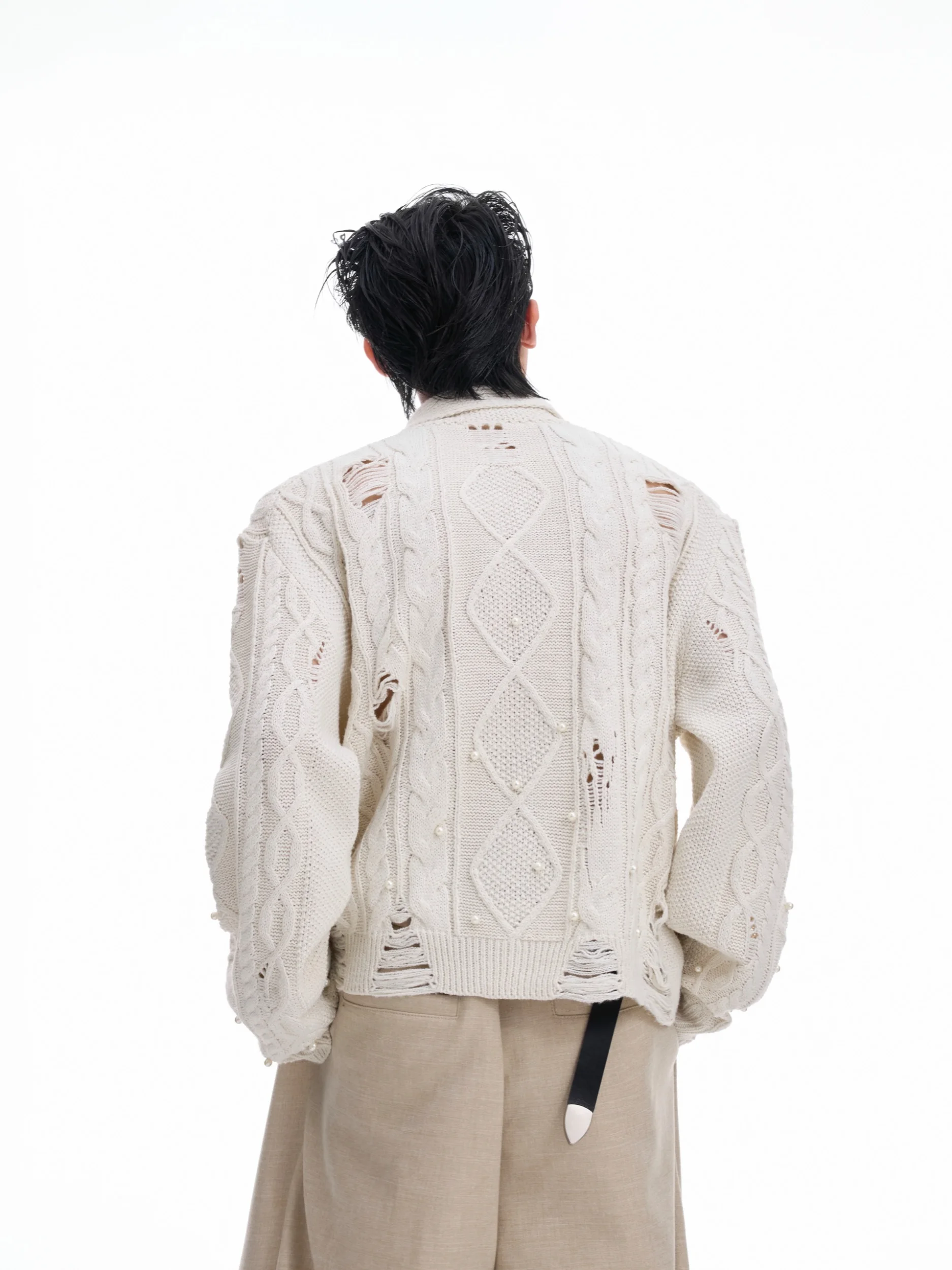 2025 Autumn New Fashion Pearl Design Sweaters Hollow Out Knitted Cardigan Long Sleeve Coats Male Handsome Solid Color Knitwears