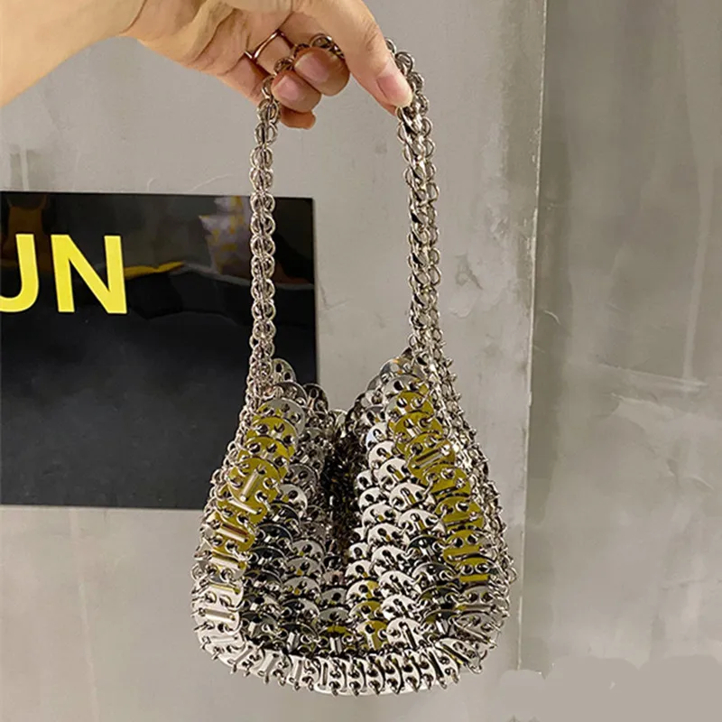 Women Bags Silver Metal Evening Bags Sequins Chain Woven Bag Hollow Clutch Purse Female Travel Holiday Shoulder Bag Handbag