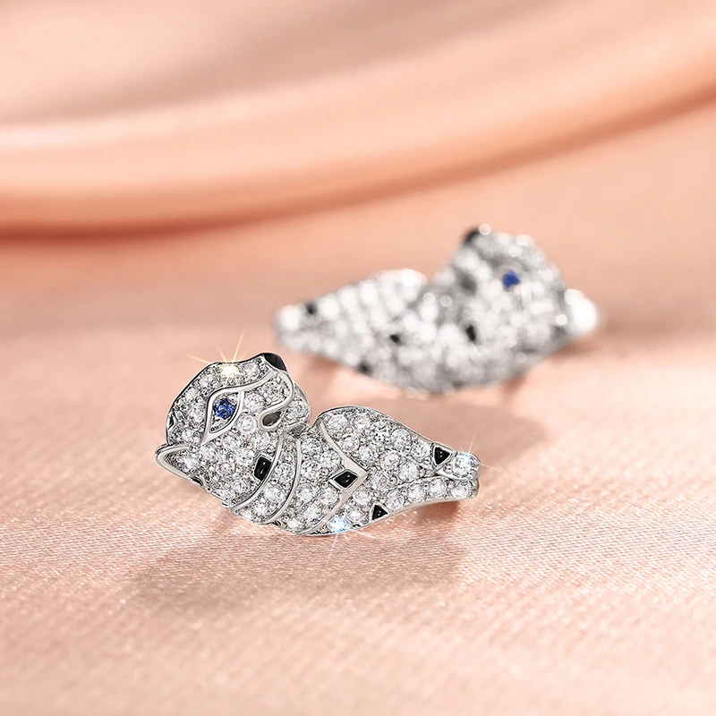 Huitan Personality Leopard Hoop Earrings with Blue Eye Black Point Hip Hop Rock Animal Earrings for Women Cocktail Party Jewelry