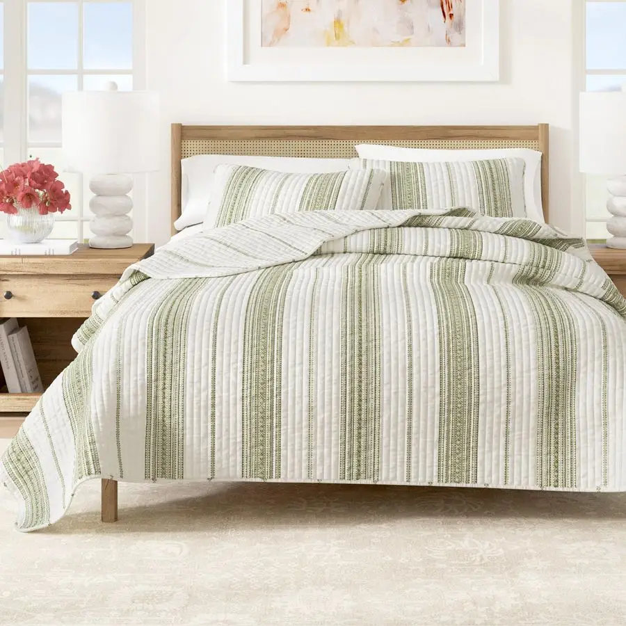 

Full Queen Reversible Quilt Bedding Set All Season, Modern, Lightweight Bedspreads White and Green Striped Coverlets Includes 1