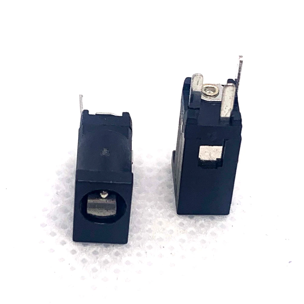 

100PCS DC Power Jack DC-002F Vertical 3PIN Plug-in DIP 35135 DC Power Socket 0.3A Toy Equipment Speaker Charging Connector