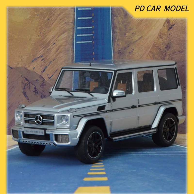 Autart-collectible mercees amg 63シルバーモデル、友達と家族へのギフト、1:18スケール