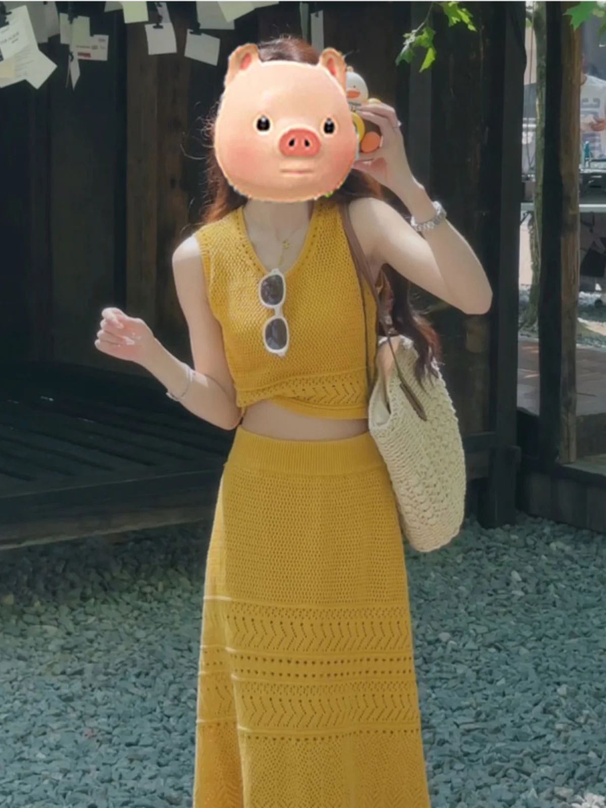 

Модный комплект из трикотажного топа и юбки в стиле французского кэжуал, антивозрастной трендовый костюм для женщин