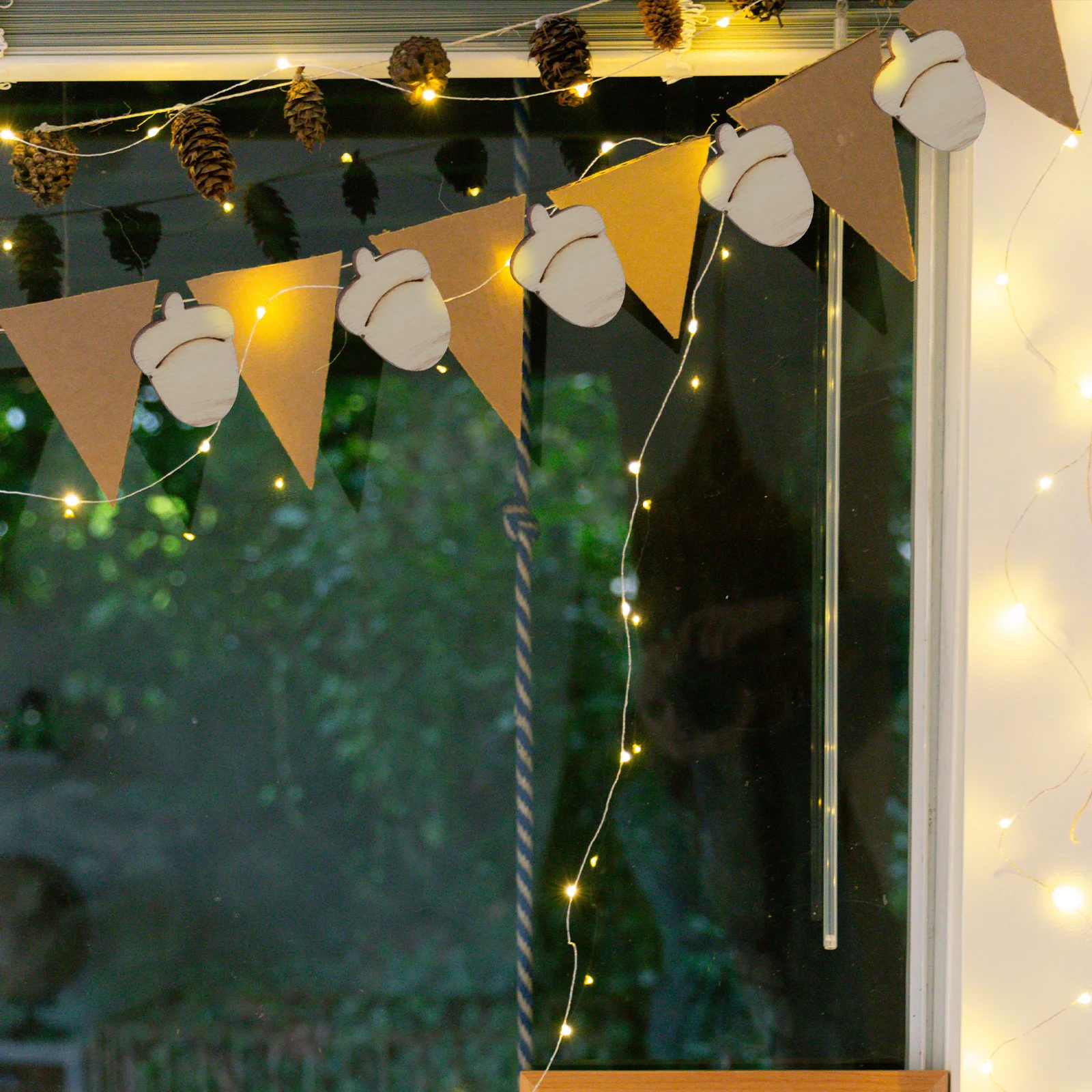 

200pcs Diy Pinecone Leaf Hollow Out Wood Slices Unfinished Craft Wooden Pieces For Wall Home Decor Hanging Ornaments Party Decor