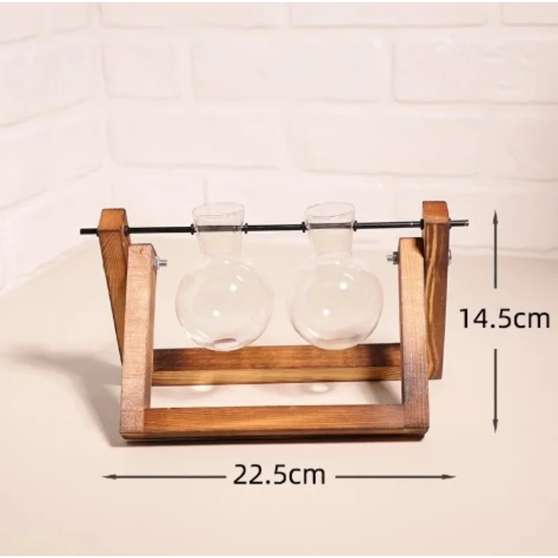 Arredamento bagno: dispenser creativo di sapone con cornice in legno, vasi in vetro idrofilo e ananas verde - per organizzare fiori, scrivania