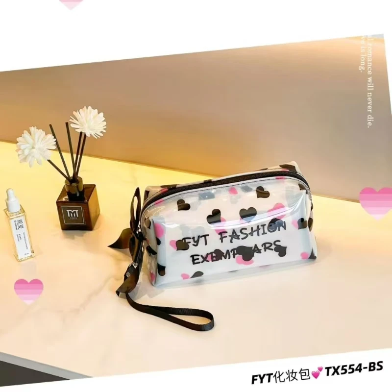 Pero StoreOur Compact Handheld Wash Bag Is Perfect For Gym Visits Swimming Trips And Overnight Business Check‑Ins. 3