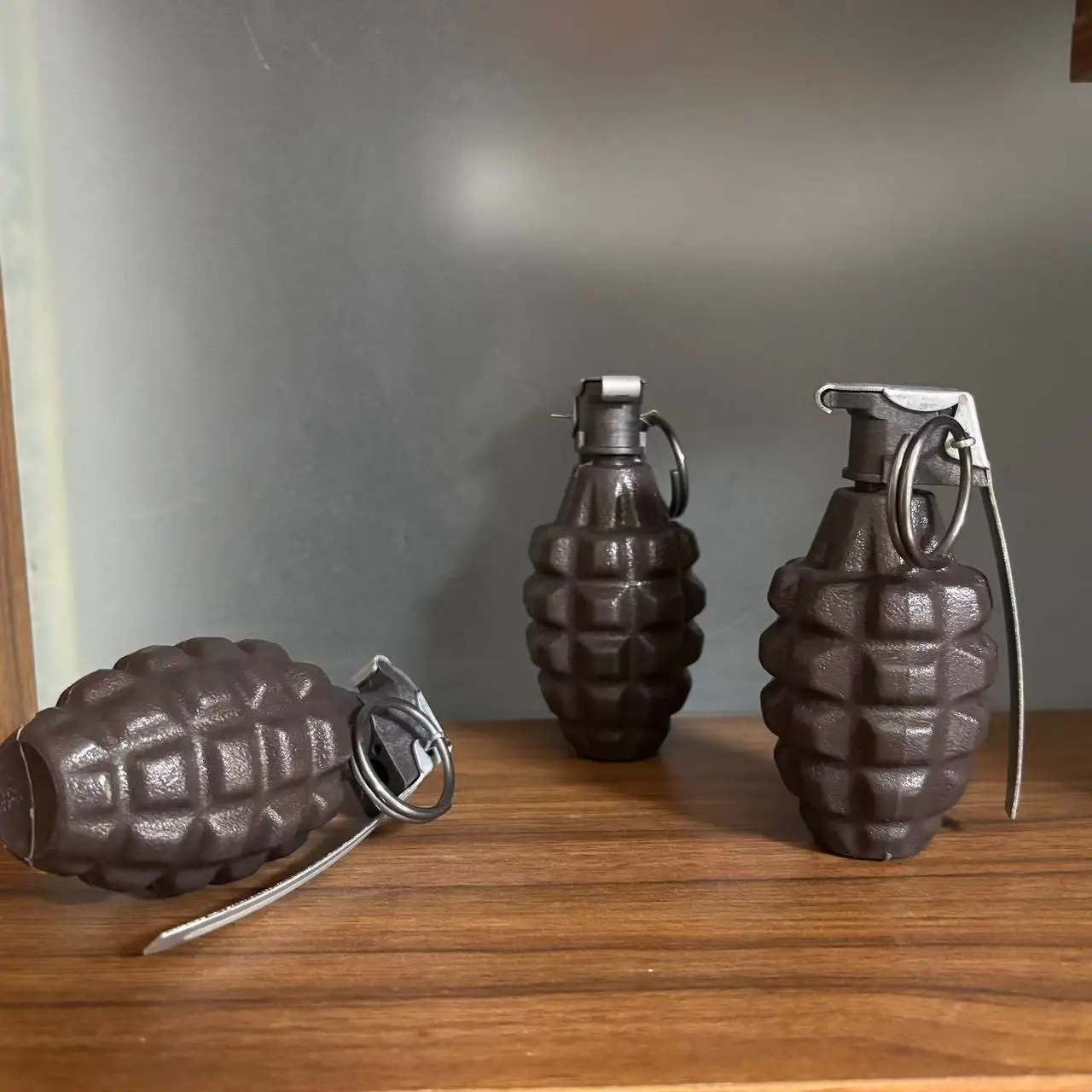 1 قطعة نسخة MK2 البلاستيك غير وظيفية الأناناس الرعد نموذج لاعب مجموعة من فيلم التلفزيون الدعائم هدية الديكور #1