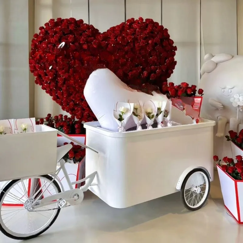 

Outdoor mobile truck mobile stall tricycle Internet celebrity upside down donkey food truck food promotion display car