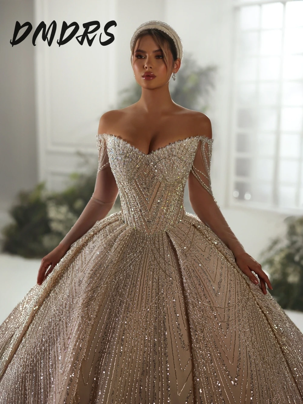 Luxury Heavy Beaded Champagne Wedding Dress Off Shoulder Sheer Long Sleeve Ball Gown Long Train Bridal Gown No Veil Customized
