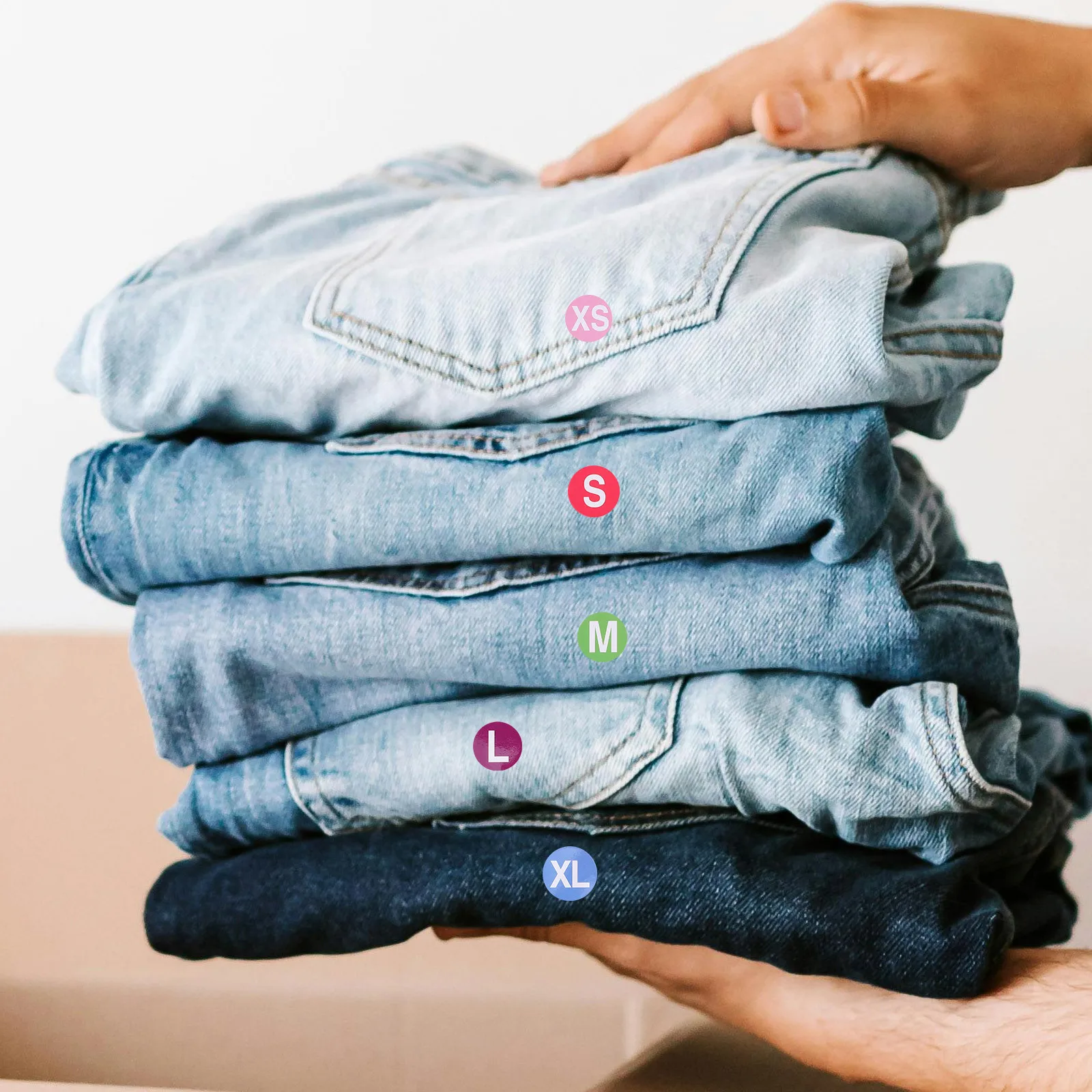 350 قطعة ملصقات حجم لاصق للملابس ملصقات عصا تقشير سهلة في 7 أحجام Xs S M L Xl Xxl Xxxl عرض متجر البيع بالتجزئة