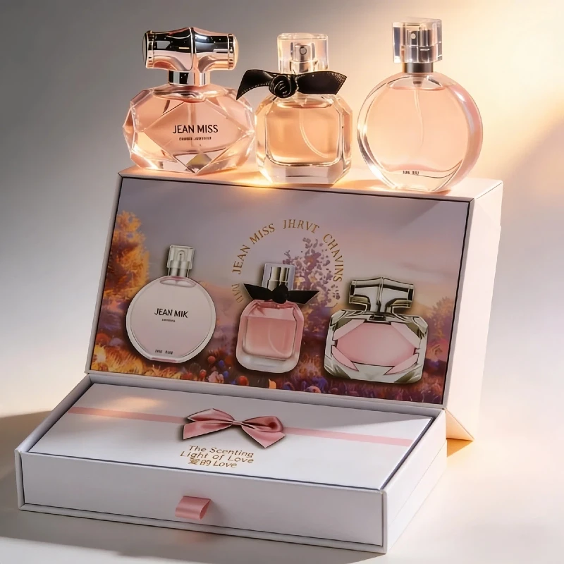 

Набор женских цветочно-фруктовых шипровых духов 30 мл*3, парфюмерная вода, стойкий свежий аромат, подарочная коробка