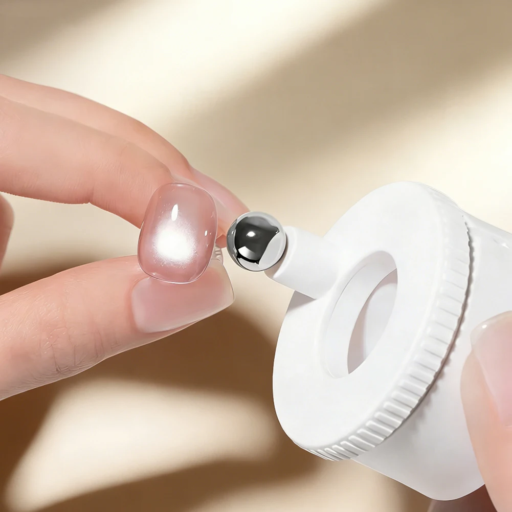 Rotating Cat Eye Nail Magnet Wide Light Glass Bead Effect Multifunctional Strong Automatic Nail Art Magnetic for Gel Nail Polish