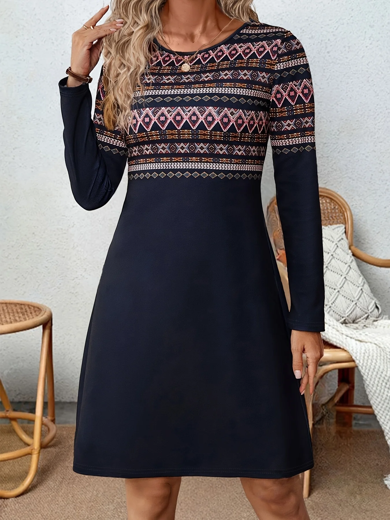 Women's round neck long sleeve dress
