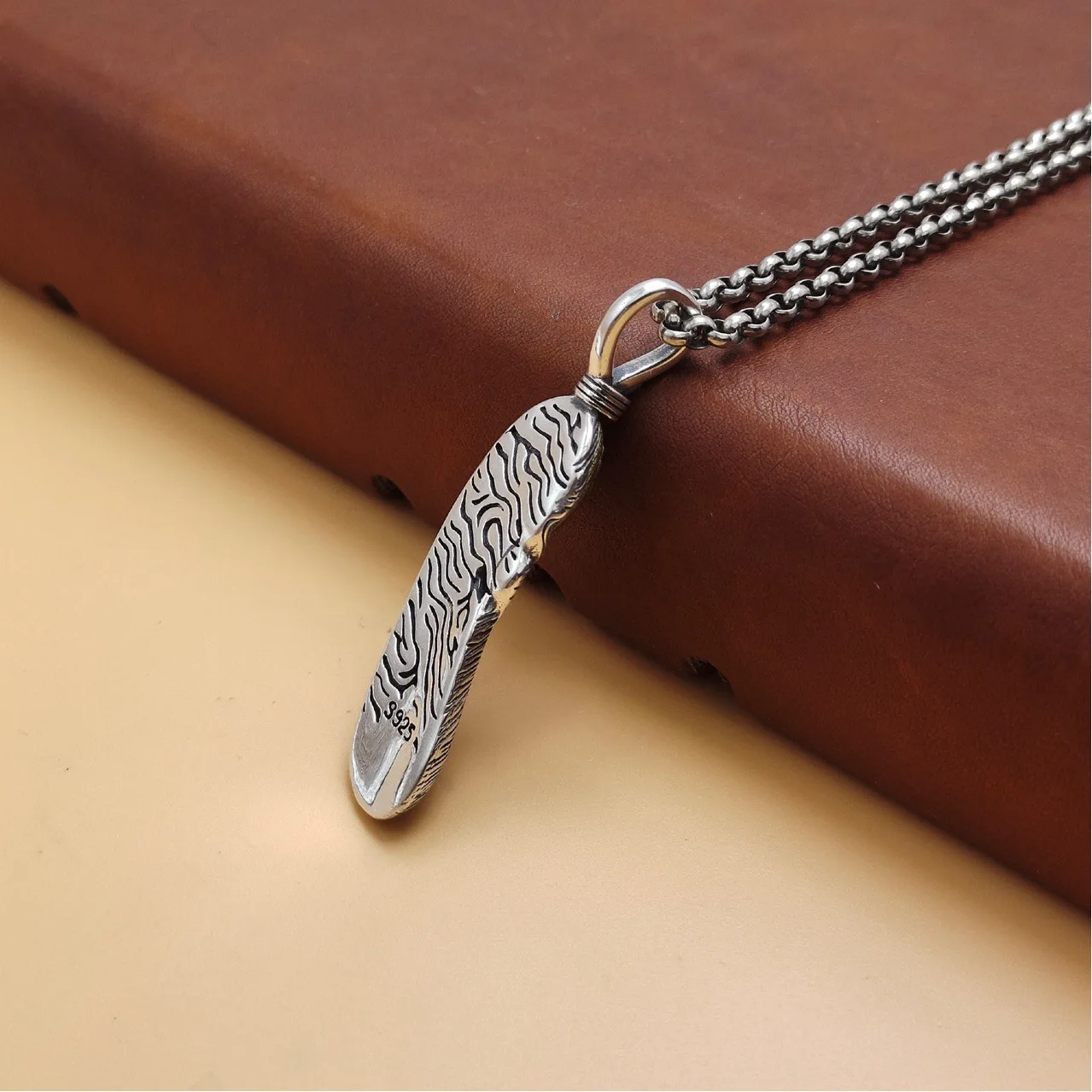 S925 Sterling Silver Eagle of freedom necklace Indian feather pendant Japanese and Korean all-match sweater chain