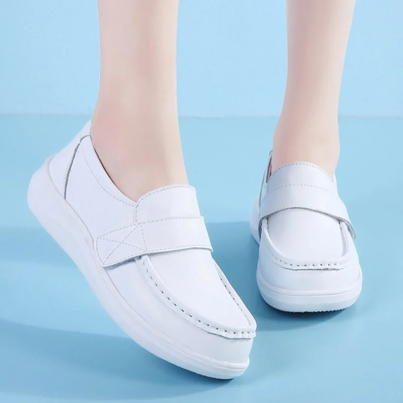 

Women's Leather Nurse Shoes with Soft Sole Breathable and Comfortable Flat Bottom Anti Slip Versatile Doctor's Shoe
