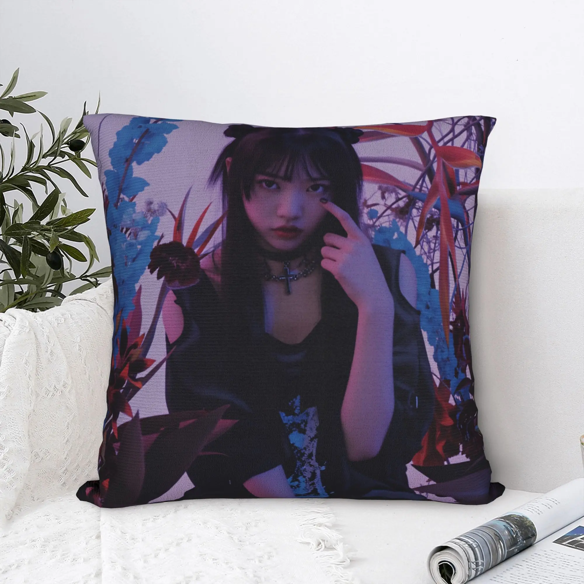 Japan Horror P-Phantoms S-Siita Miu Mona Rinka Hisui Pillowcases Fashion Pillow Case For Office Car Home Graphic Pillow Cover