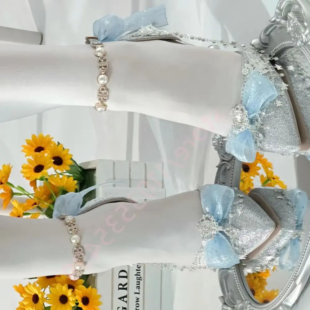 

2026 Summer New Silver Glitter Bridal Heels Sweet Bow Rhinestone Ankle Strap Pumps Women Princess Luxury Wedding Party Shoes