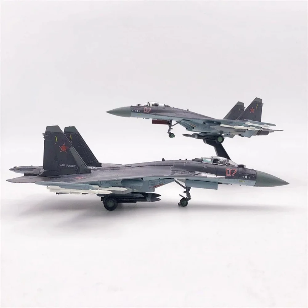 Diecast 1/100 Scale Russian Su35 Super Flanker Su-35 Fighter Aircraft Replica Alloy Plane Model Decoration Gifts For Adult Boy