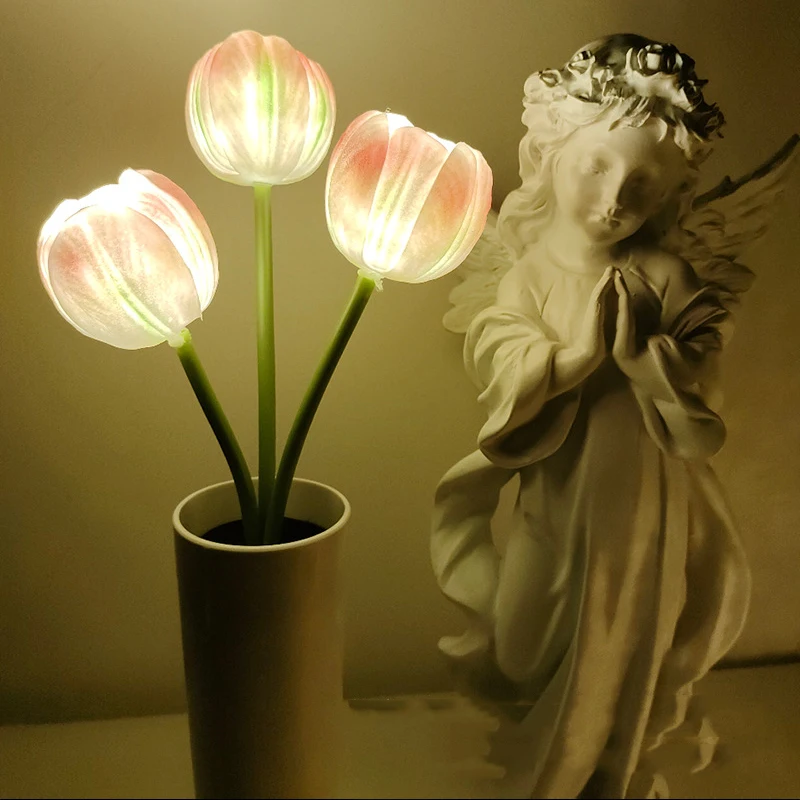 Lifelike LED Rose Tulip Flower Vase Lamp Night Light Table Lamp Battery Power For Home Bedroom Bedside Wedding Decor Night Lamp