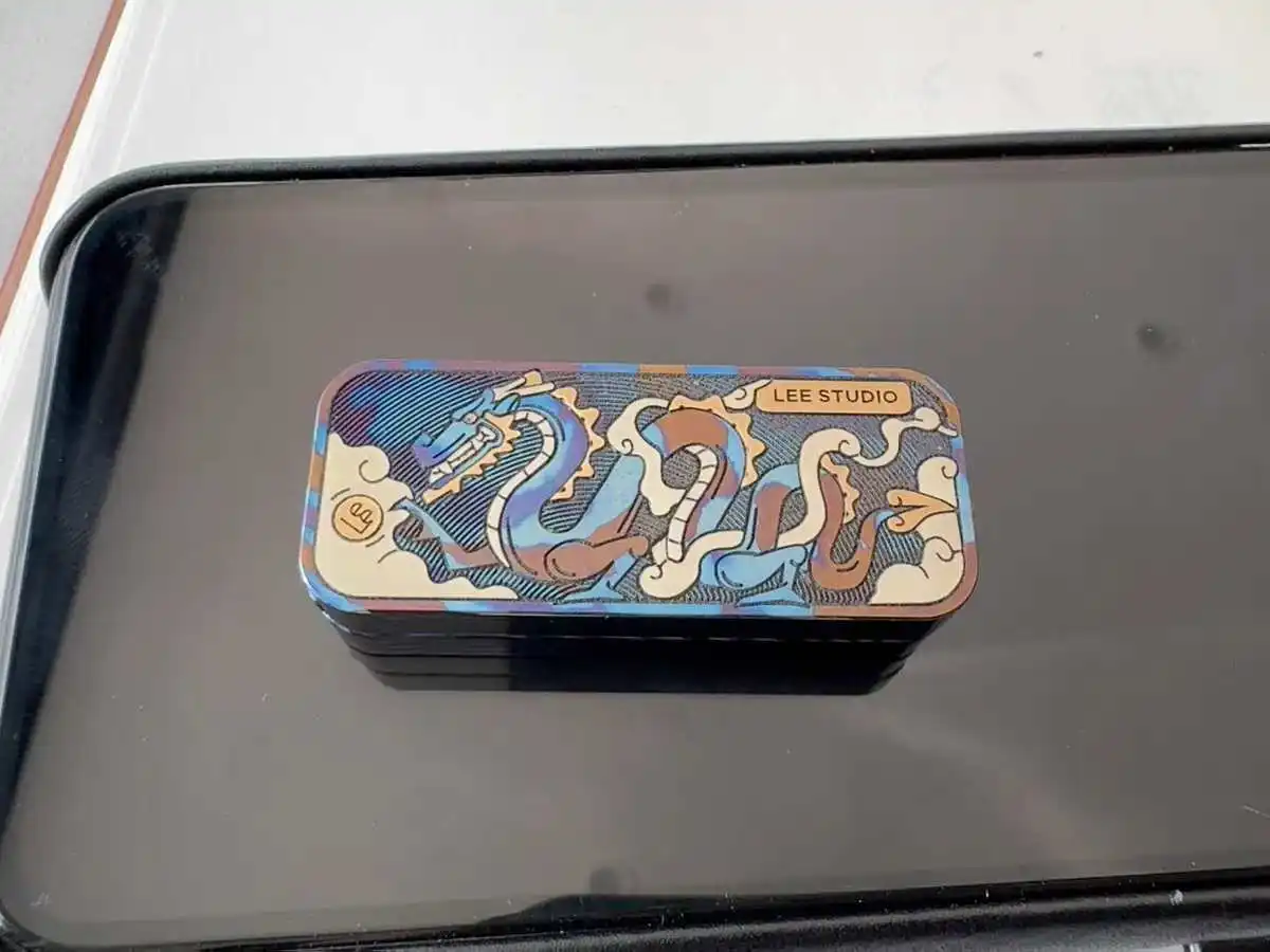 中古 EDC Lee Studio x OneBean チタンホースドラゴンフラワードラゴンストレス解消おもちゃ