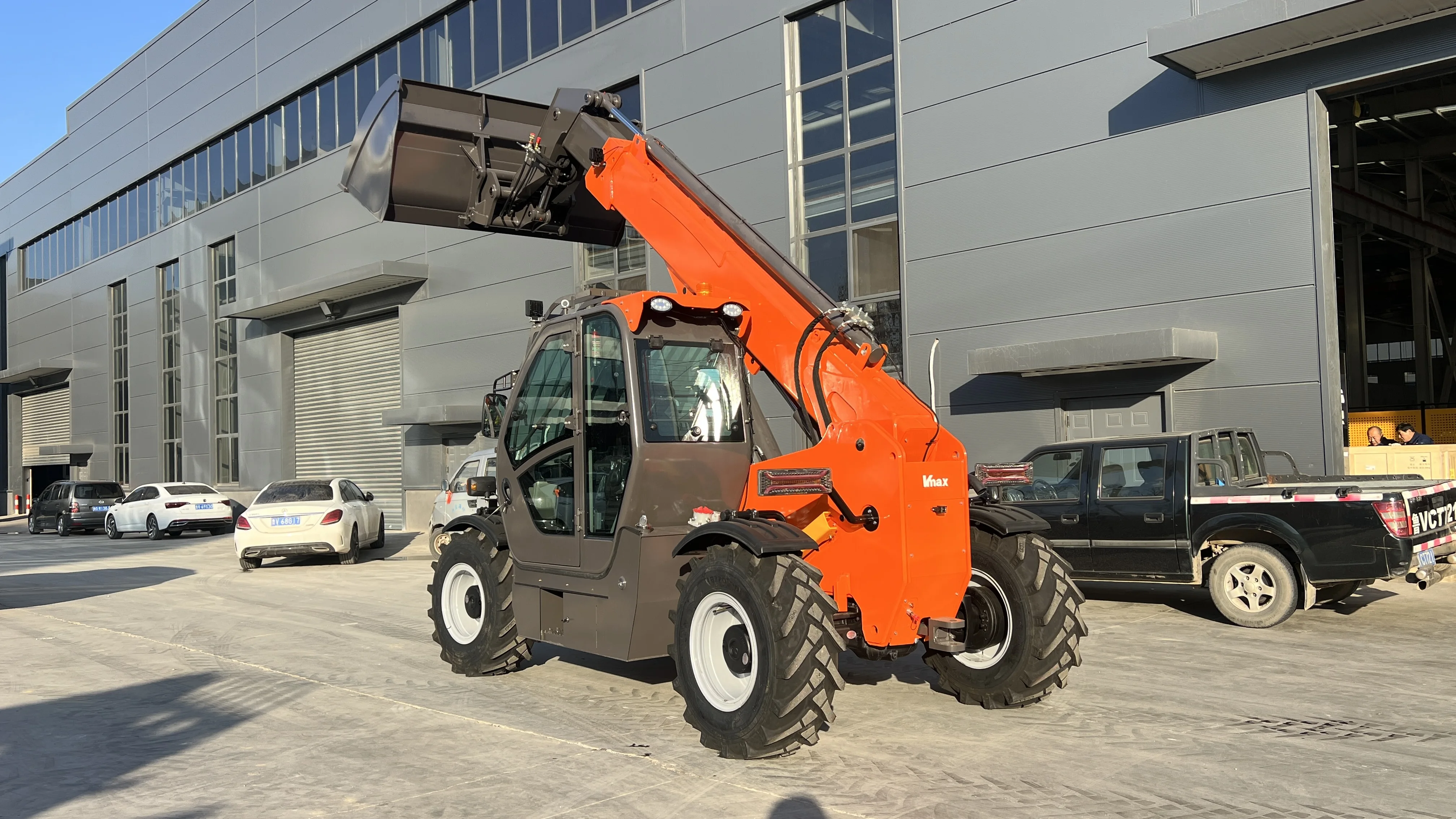 High Quality 4WD Telehandler Telescopic Wheel Loader Container Forklift 7M 3 Ton Telescopic Boom Engine NSTAR Brand 2