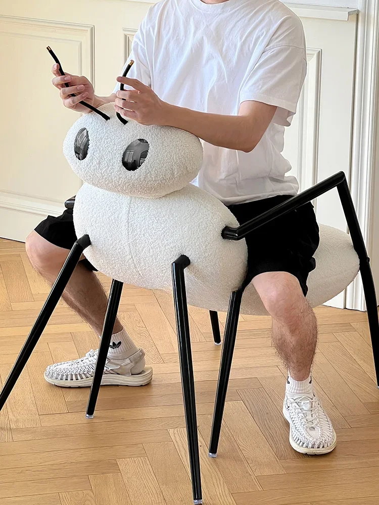 Classic fun ant sofa seat