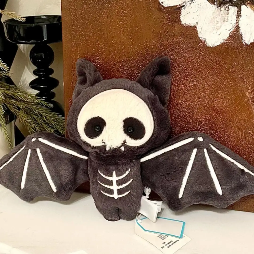 Porte-clés en peluche fée chauve-souris squelette d'Halloween - Breloque de sac mignonne et effrayante avec caractéristiques qui brillent dans le noir, niche cadeau de style gothique aesth