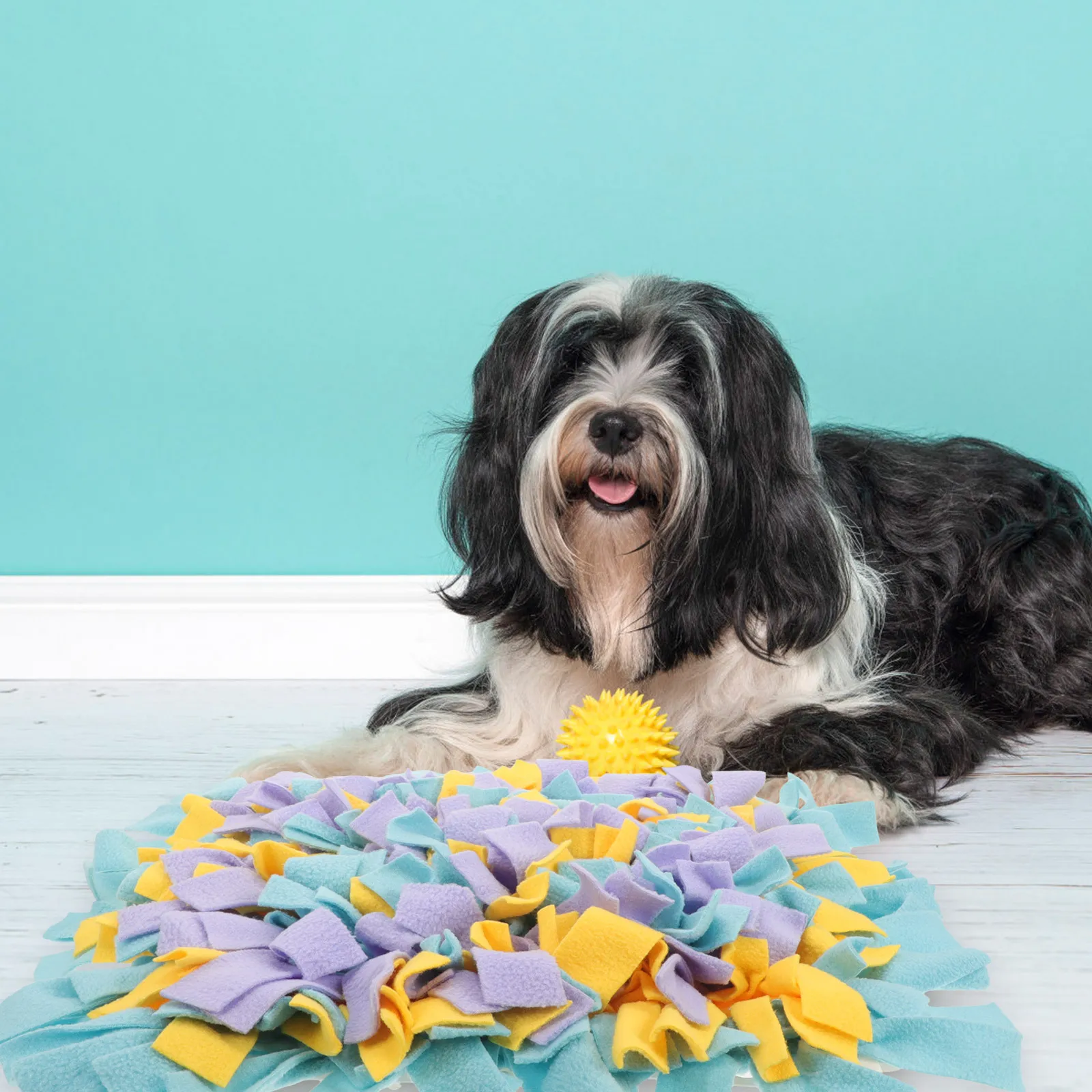 

Pet Snuffle Pad for Dogs Thick Chew Resistant Fleece Fabric Stimulates Senses Improves Mood Washable Dog Feeding Puzzle Mat