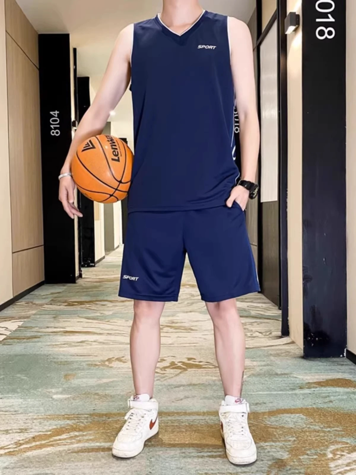 

Men's Baskeall orm Set Ice Silk Qui Dry Svel T-irt Running Fitn Morning Run Vest Baskeall Jersey