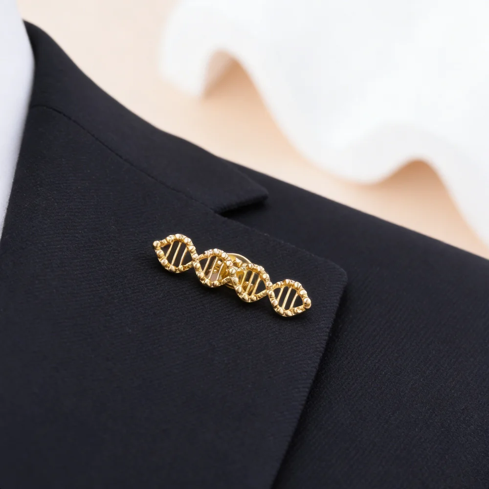 Hanreshe DNA Gold Color Brooch Genetics Medical Medicine Biology Pin Badge Jewelry for Doctors Nurses Gifts