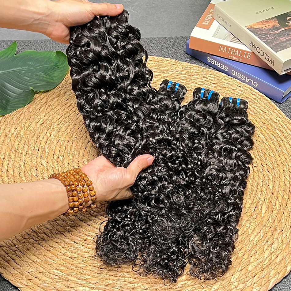 18A Волна воды Необработанные девственные пучки человеческих волос Двойной уток Натуральный черный цвет Вьетнамские вьющиеся волосы Плетение наращивания для женщин
