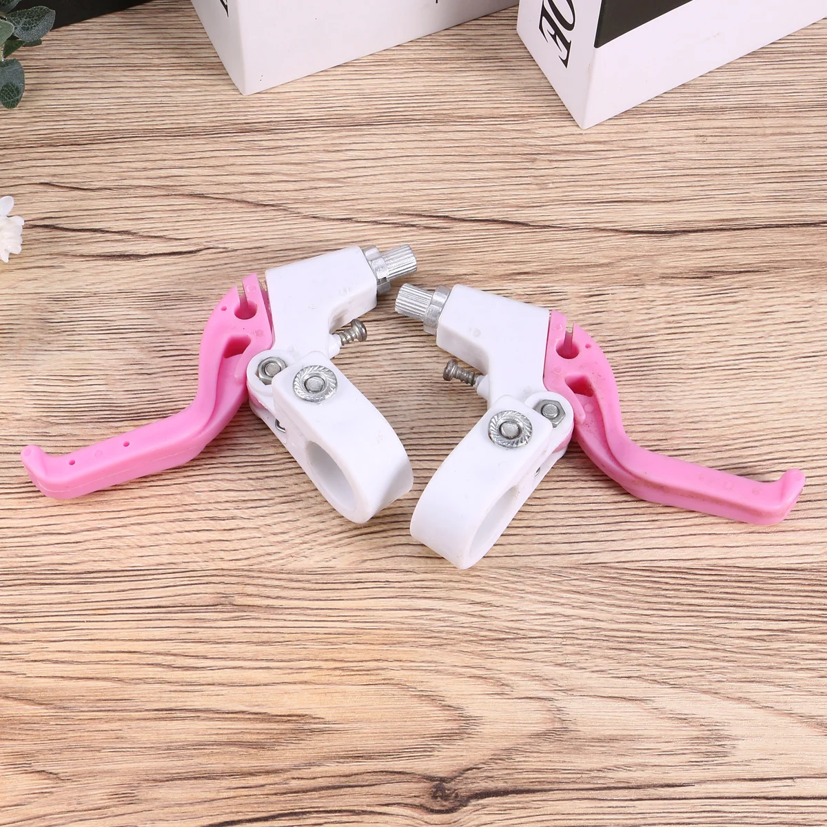 

1Pair Children Brake Handle Pink Suitable 2.2cm Diameter Handlebar Replacement Brake Levers Cycling Parts Cycling Parts