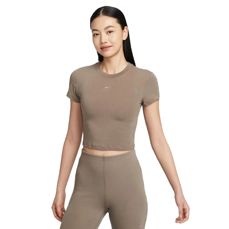 

NIKE Women's Sports and Leisure Short sleeved T-shirt HF9539-233