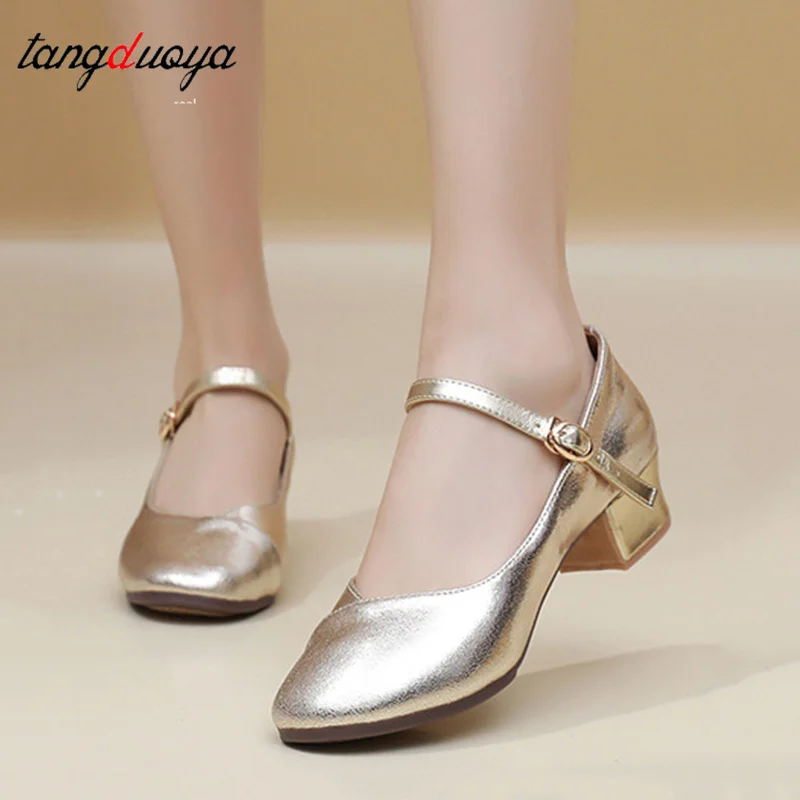 أحذية رقص مربعة للنساء من الجلد الطبيعي، جزء سفلي ناعم لممارسة التدريس، مناسبة لجميع المواسم، أحذية الرقص الاجتماعي المتوسطة