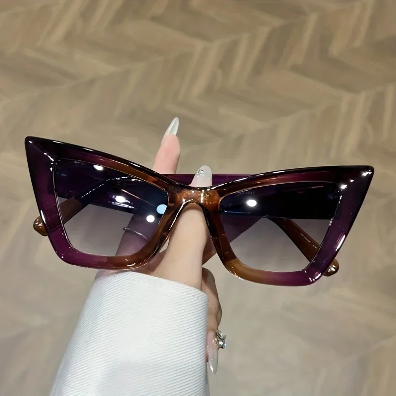 Luxury designer ladies oversized cat eye fashion glasses - retro gradual change brown, fashion accessories