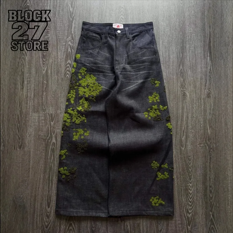 Mens Jeans Harajuku European Streetwear Floral Embroidery Denim Pants Straight Leg Loose Fit INS Casual Versatile Unisex Fashion