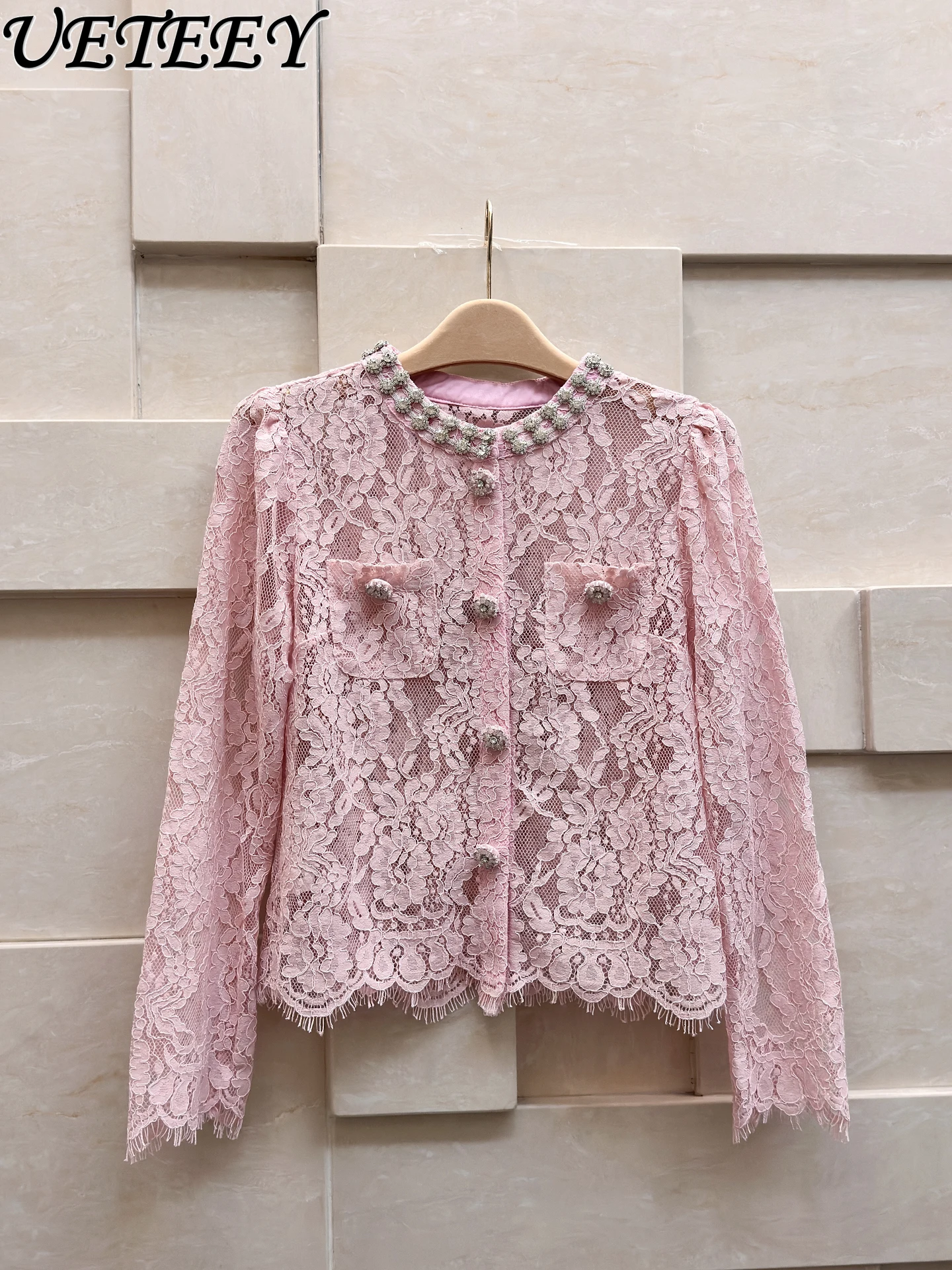 

Осень 2023, новая прозрачная элегантная кружевная рубашка, топ, французский темперамент, светская блузка для ногтей, сексуальная тонкая блузка с длинными рукавами, куртка