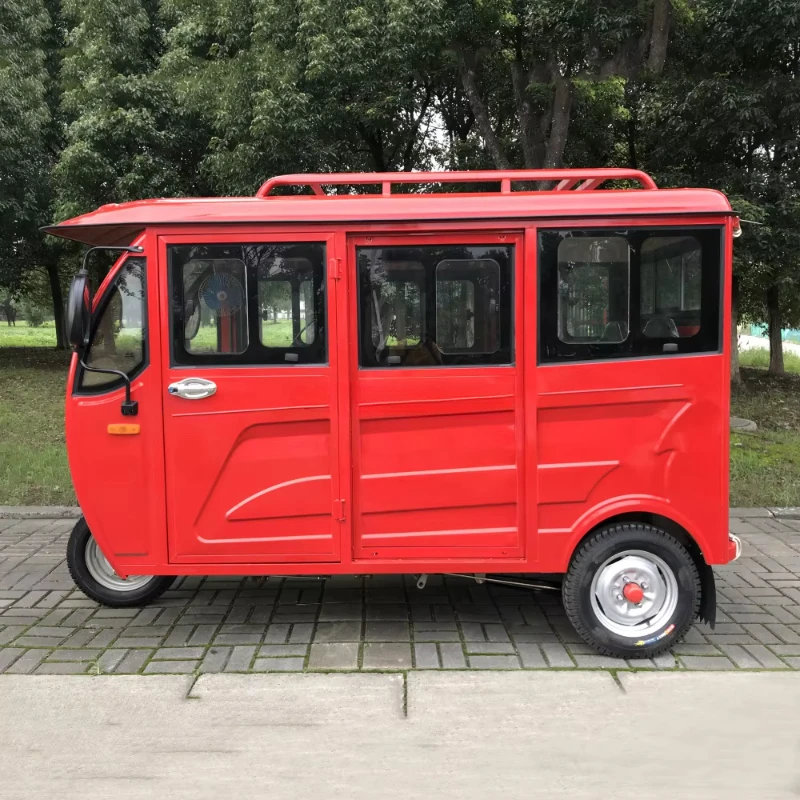 gasoline Tricycle Taxi enclosed 3 three wheel motorcycle with 150cc motor hot sale