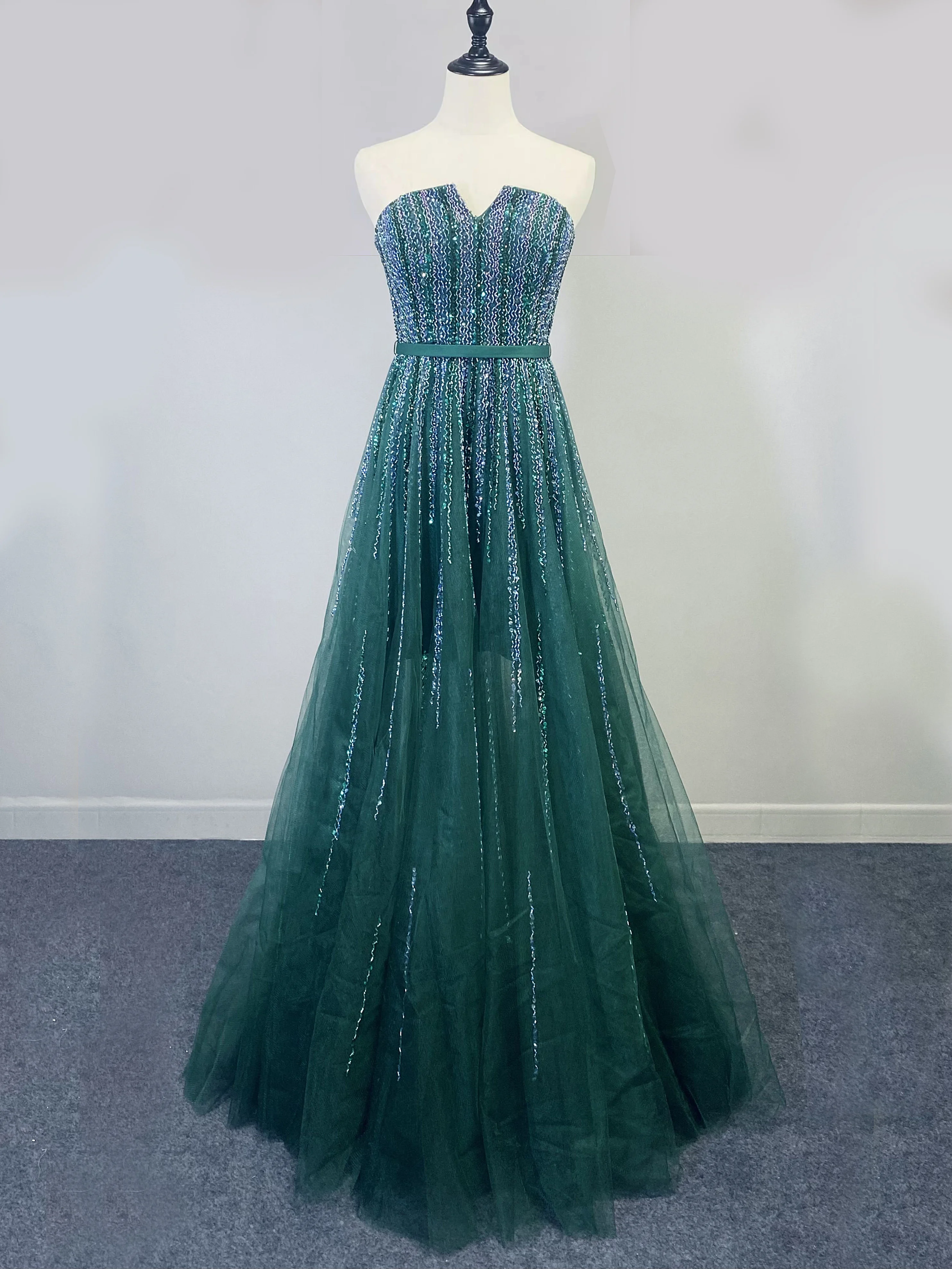 Hot Sale Arabic Green Cape Sleeves A Line Beaded Evening Dresses Long 2024 Celebrity Gowns For Woman Wedding Party LA71912