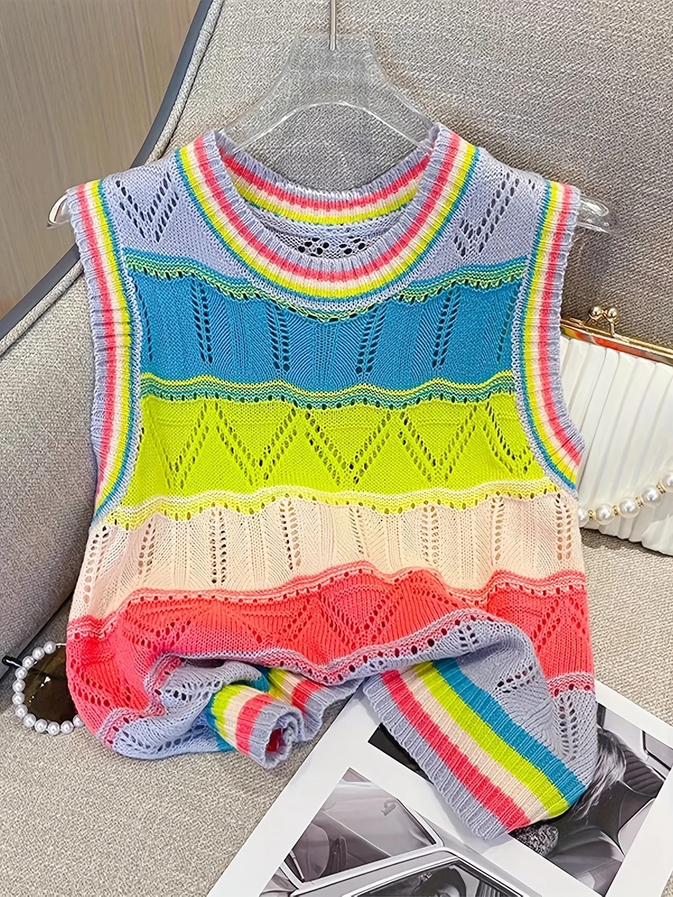 2024 Women\'s Rainbow Striped Knit Top SleevelessCasual Crew Neck Hollow Out Design Crop Top Vest