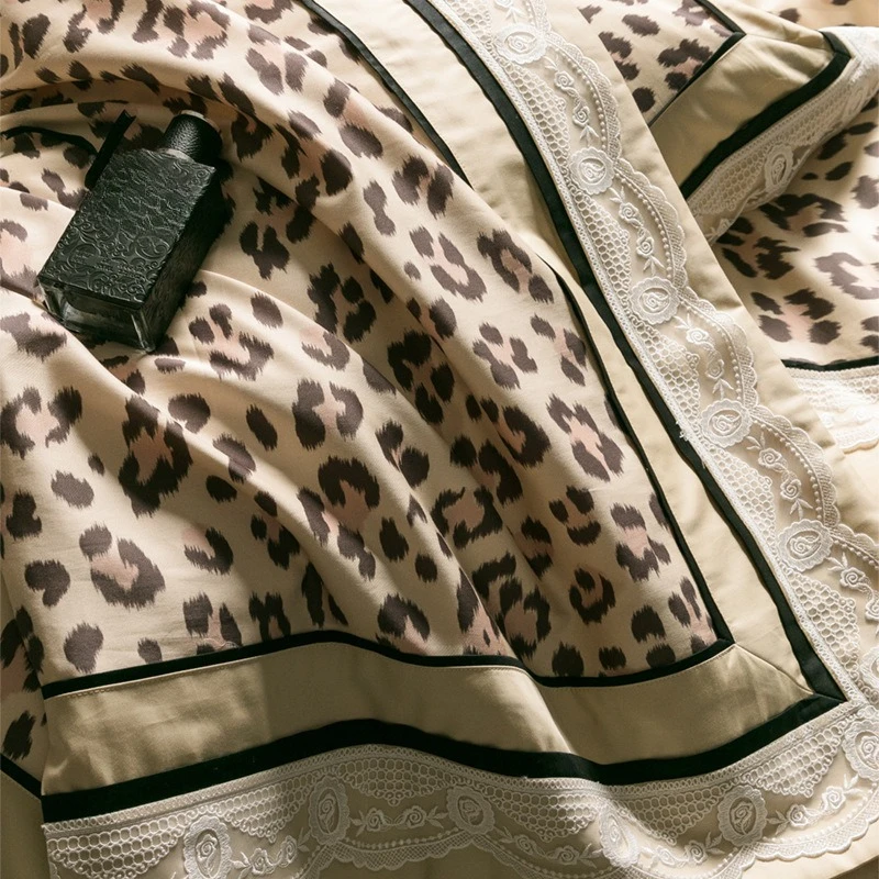 Pure cotton four-piece set leopard print personalized modern fashionable cotton bed sheet quilt cover universal in all seasons